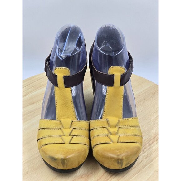 OTBT Ripley T Strap  Leather Women's Wedge Pump Shoes Size 7M - Picture 3 of 10